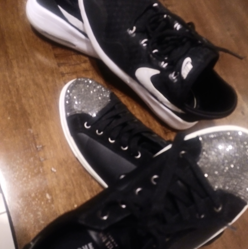 When Skechers met Nike Set